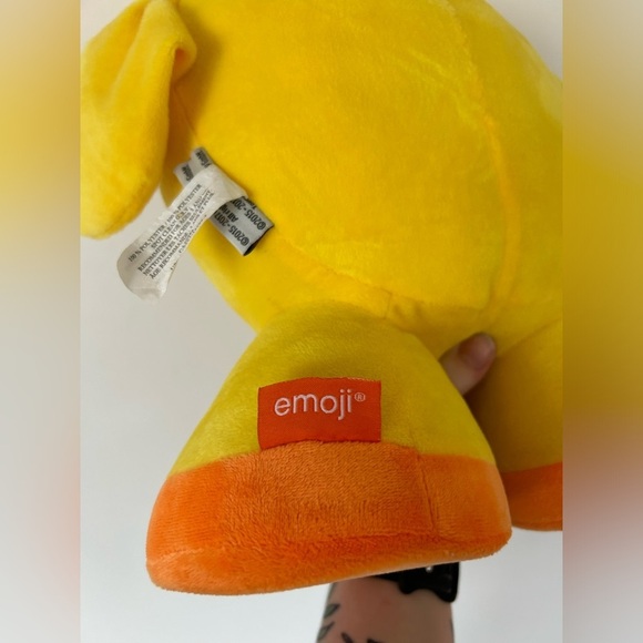 Brand New Emoji Stuffy​ - Picture 3 of 5